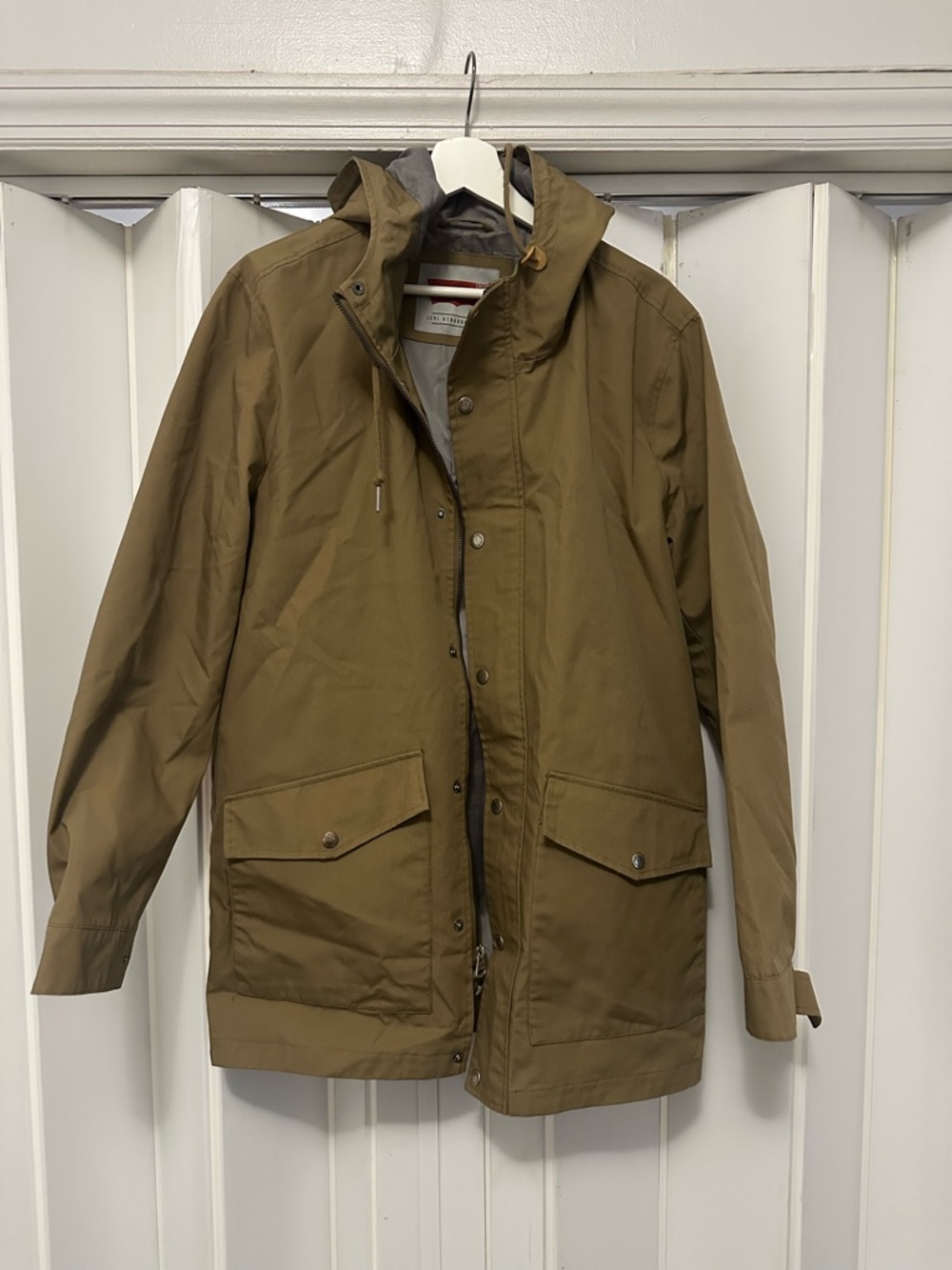 Levi's Men's Hooded Rain Jacket in Khak